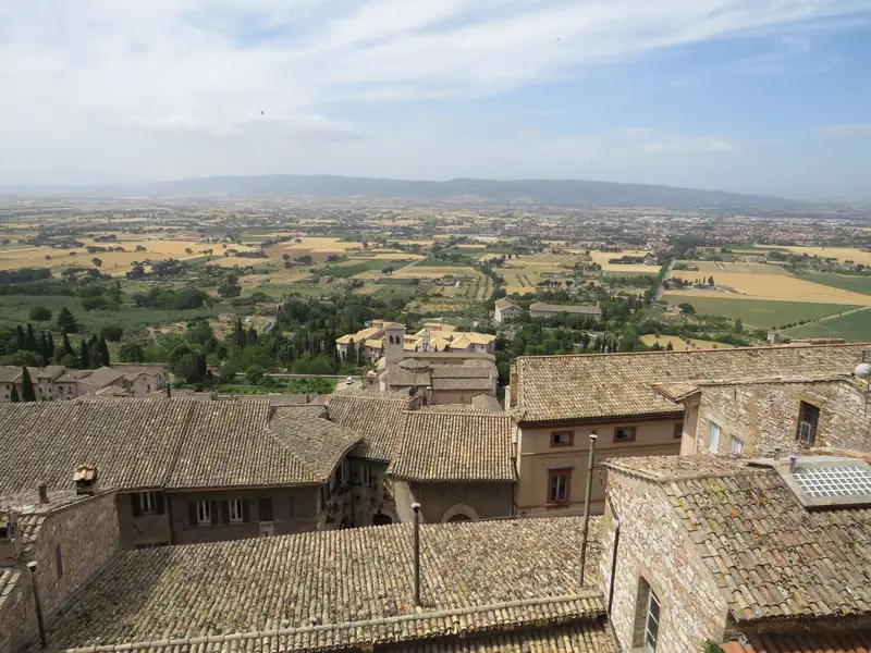 Assisi e la pianura umbra viste da via Metastasio