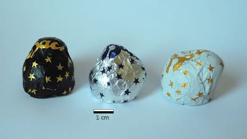Cioccolatini Baci Perugina con il loro cartiglio