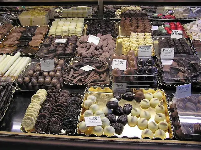 Praline di cioccolato assortite, il tipo di acquisto goloso da proteggere durante il viaggio di ritorno