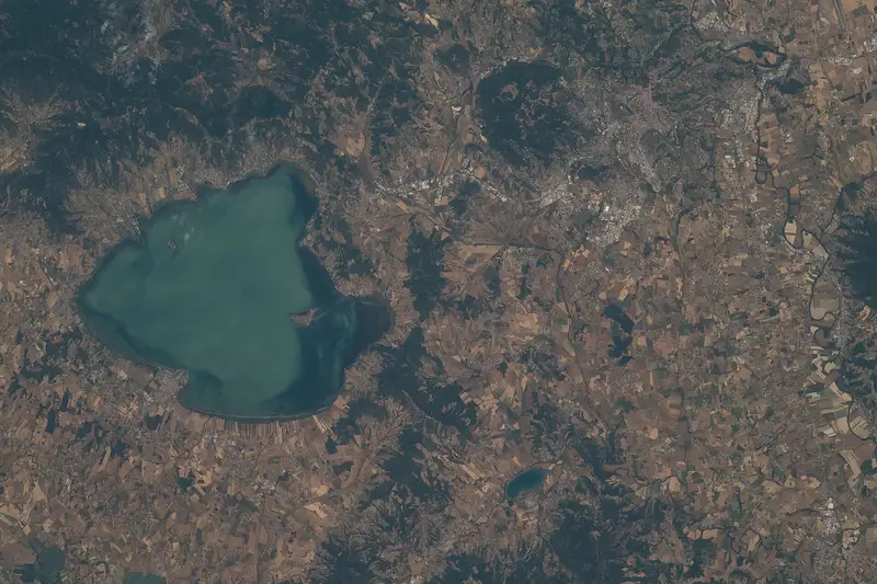 L'Umbria e il Lago Trasimeno fotografati dalla Stazione Spaziale Internazionale