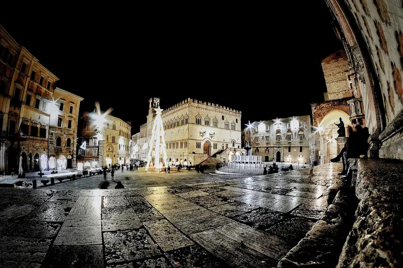 Veduta del centro storico di Perugia con i suoi edifici in pietra