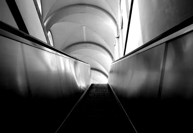 Le scale mobili di Perugia che salgono verso il centro storico