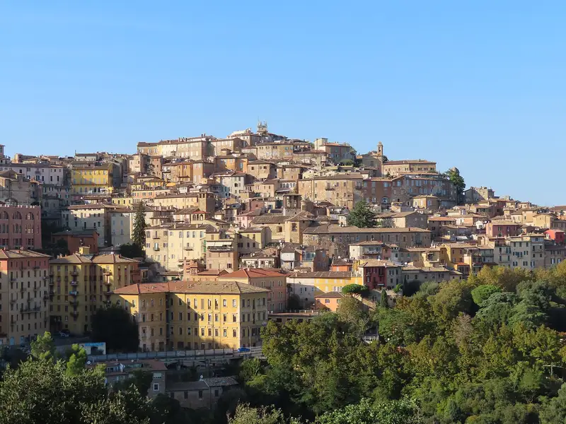Tetti e campanili del centro storico di Perugia visti dal Museo archeologico nazionale dell'Umbria